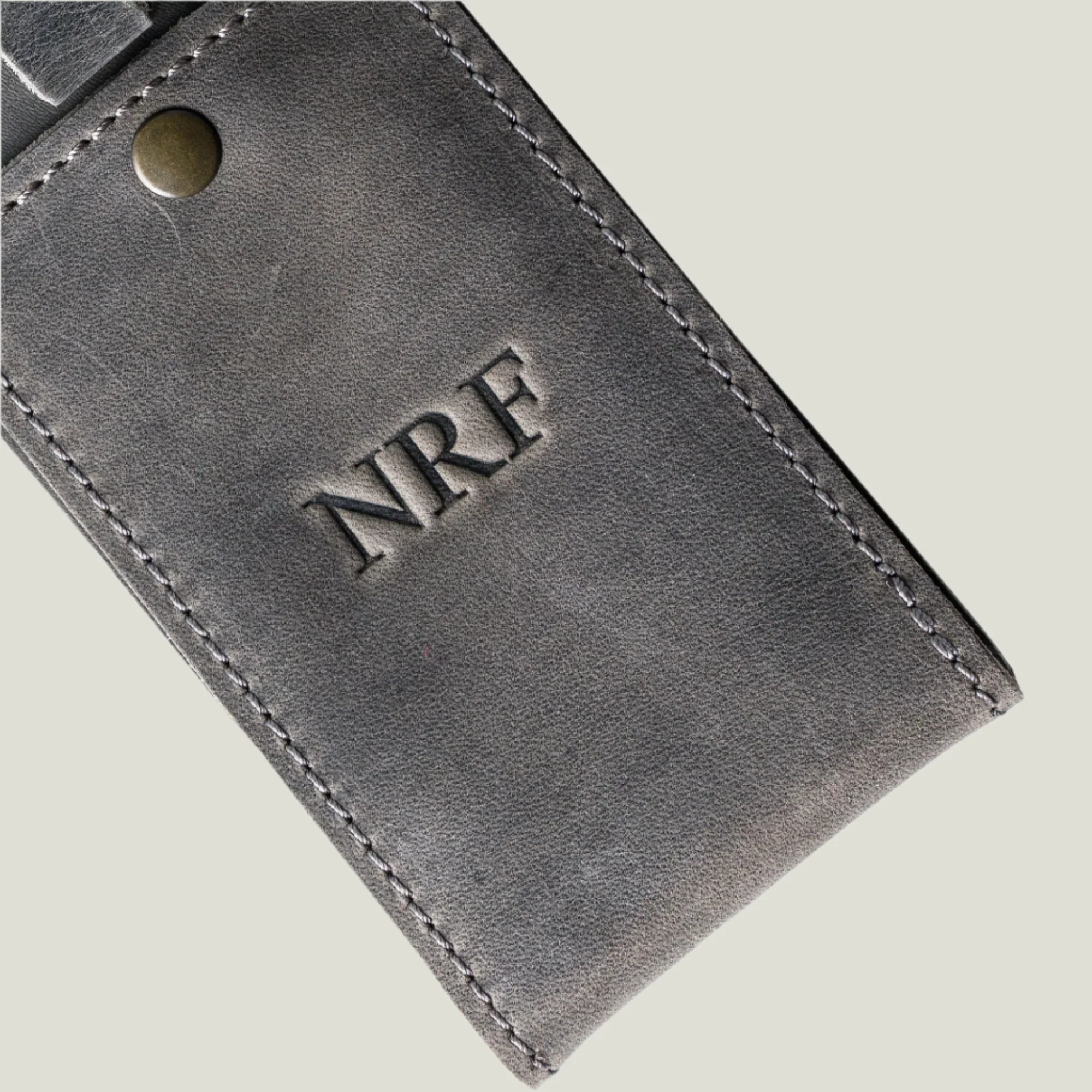 Bond Leather Luggage Tag | Rock Gray - Image 5