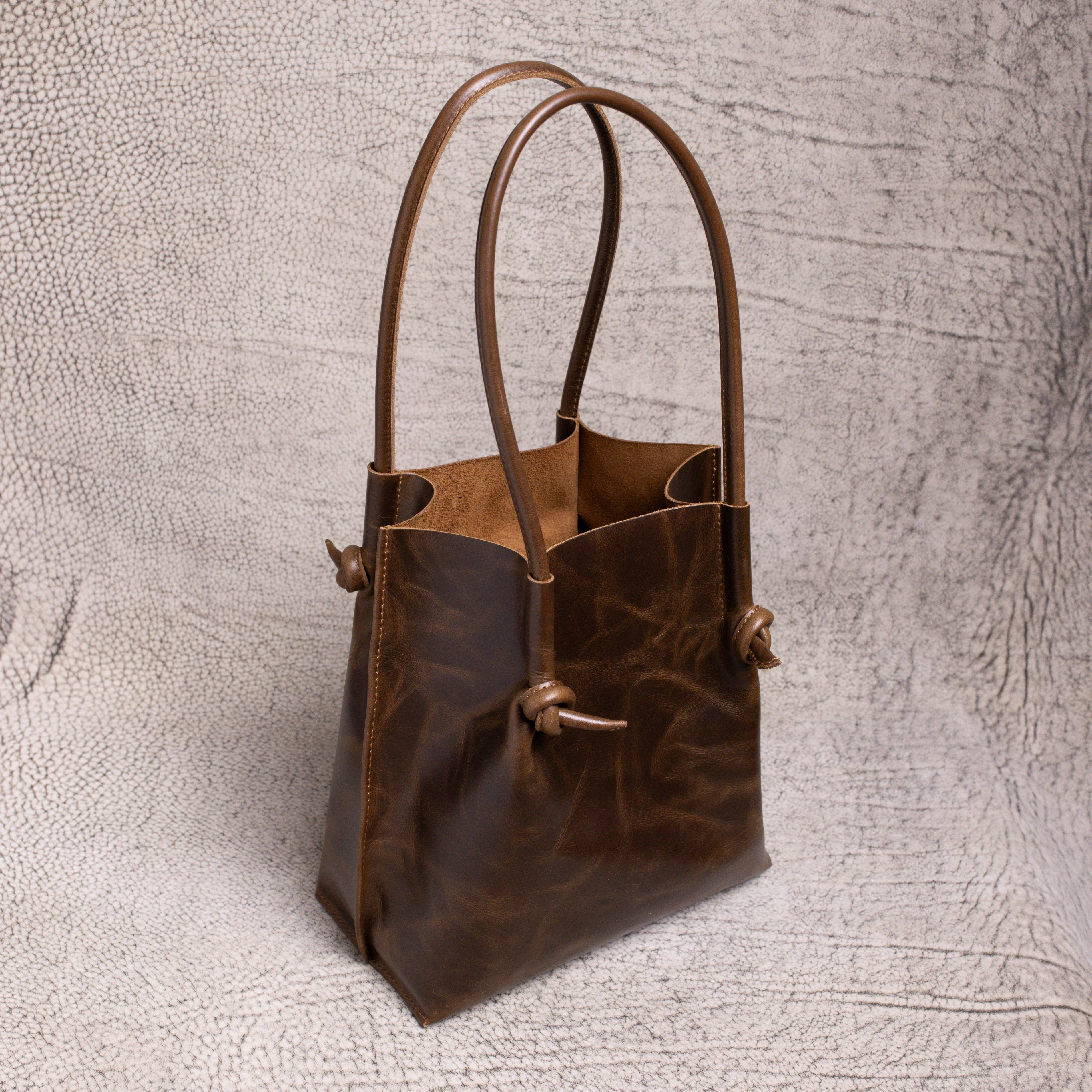 Flora Everyday Leather Tote | Dual Tone Coffee - Image 4