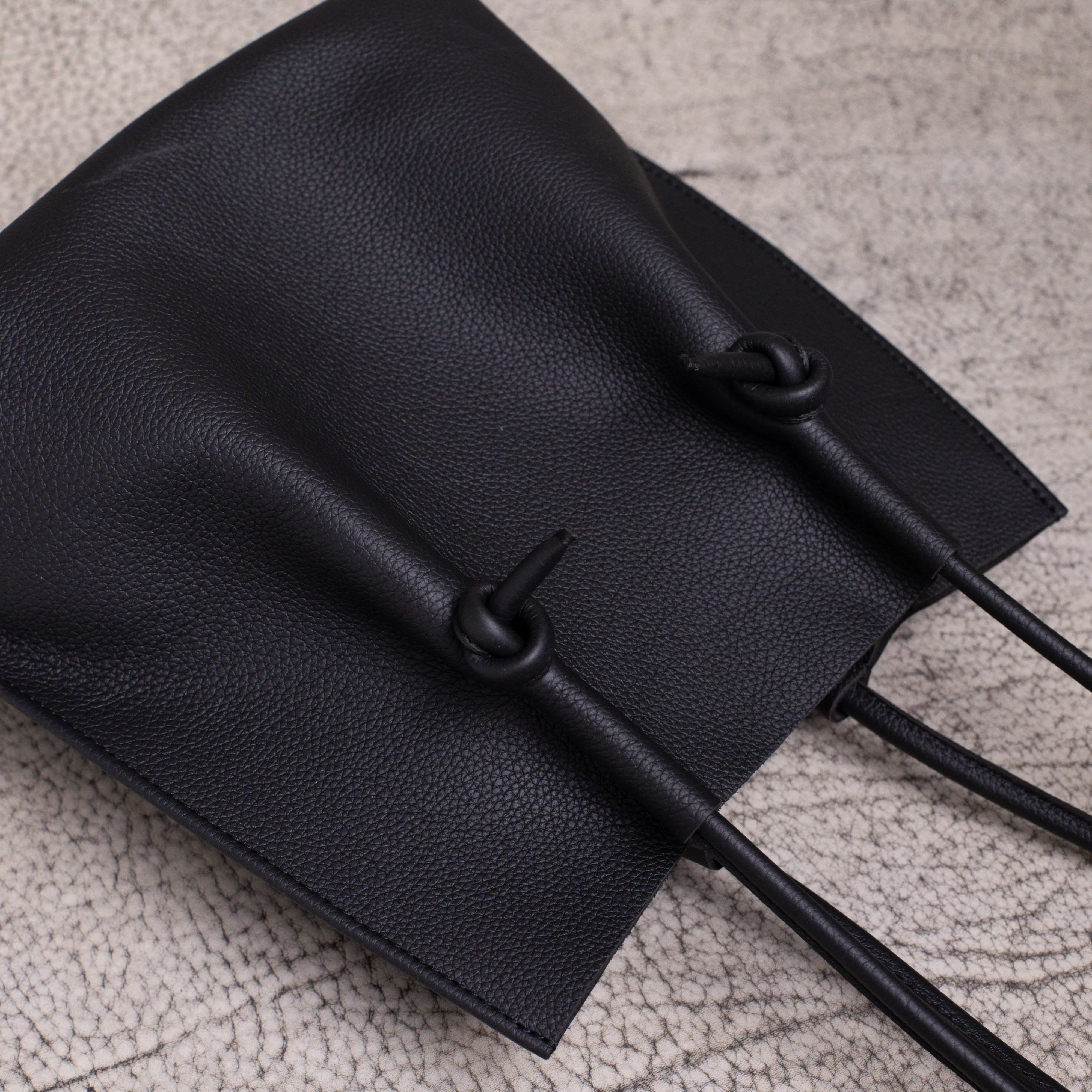 Flora Everyday Leather Tote | Togo Calf Black - Image 6