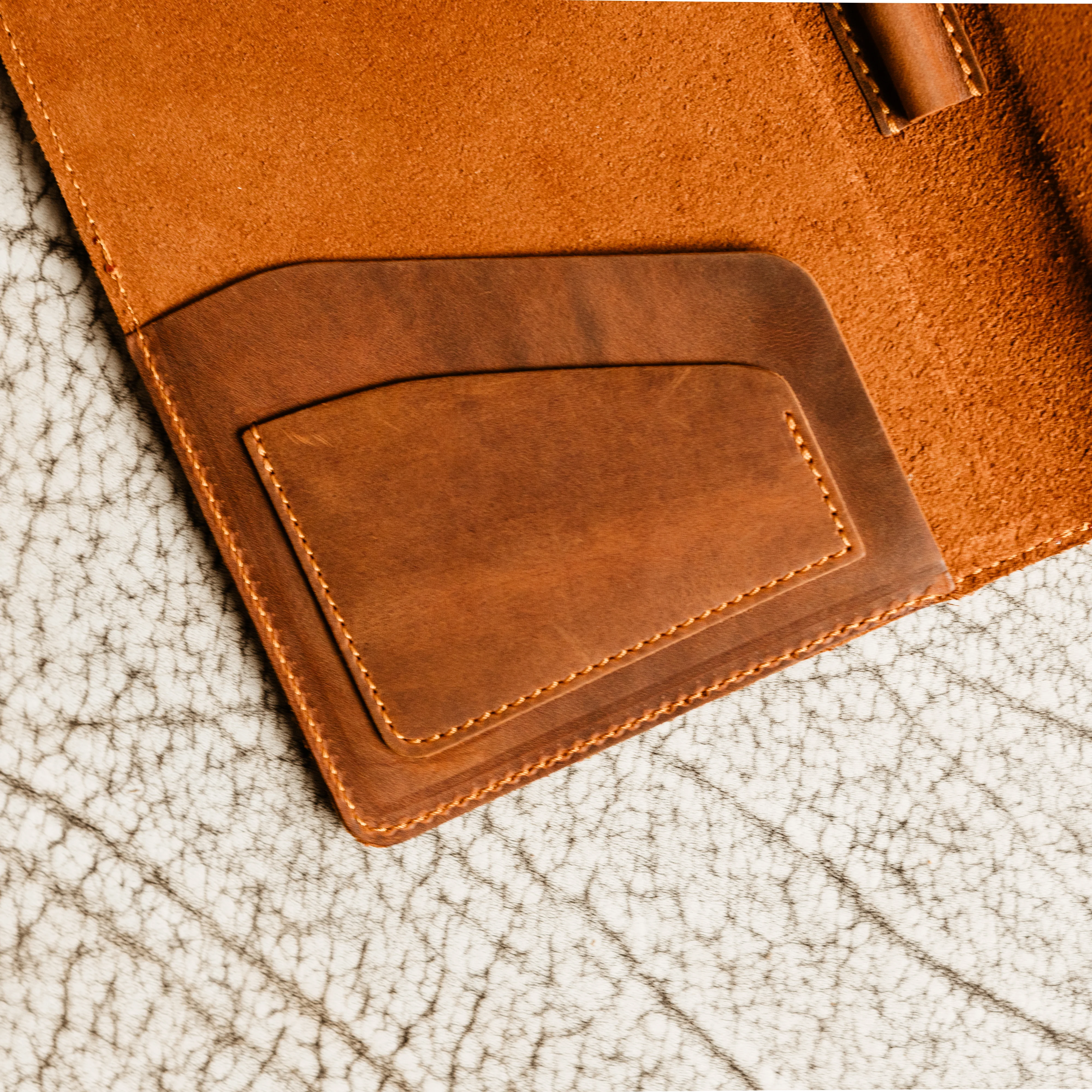 Eriksen Leather Jr. Padfolio | Mahogany - Image 3
